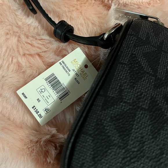 Michael Kors MD Jet Set Pouchette - Picture 5 of 10